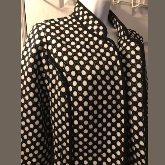 CHICO’S Polka Dot Plush Jacket Coat Black White Open Front Pockets Classic Soft - Picture 3 of 9